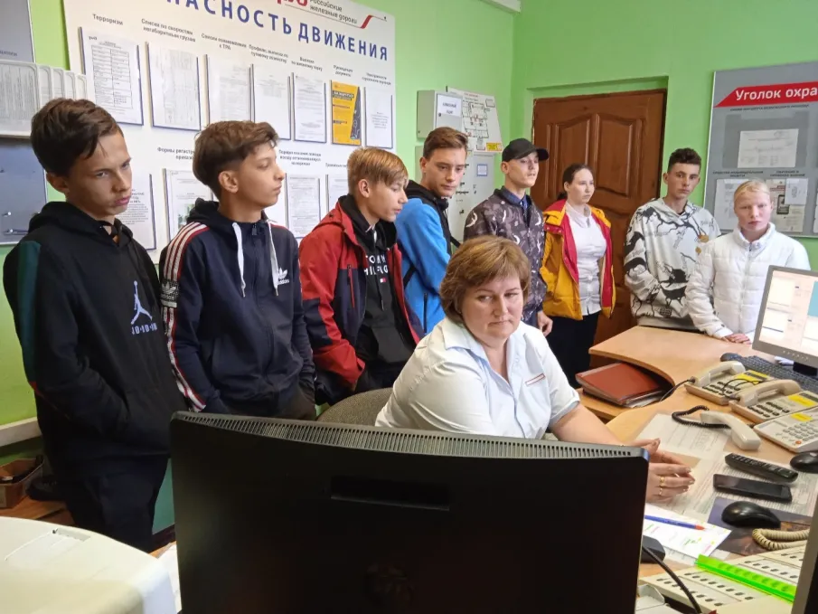 Экскурсия на железнодорожный вокзал в г. Урене